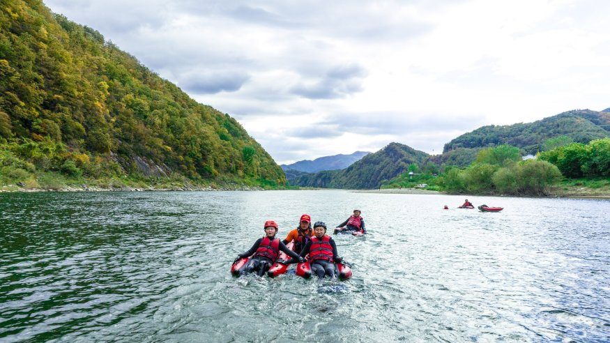[한국관광공사] (사진) 강원 영월 동강리버버깅 협동조합 활동사진.jpg