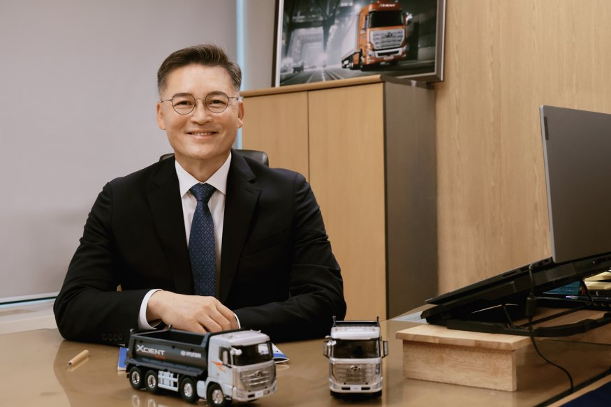 230720 (사진1) 현대차 김진환 영업이사, 상용차 3,000대 판매 첫 달성.jpg