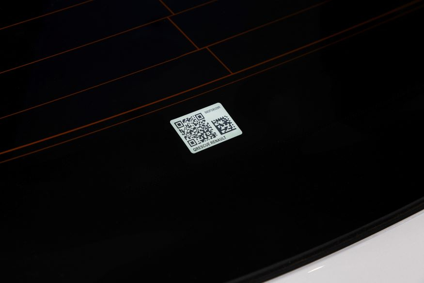 뉴 르노 아르카나_큐레스큐(QResque) 코드.JPG