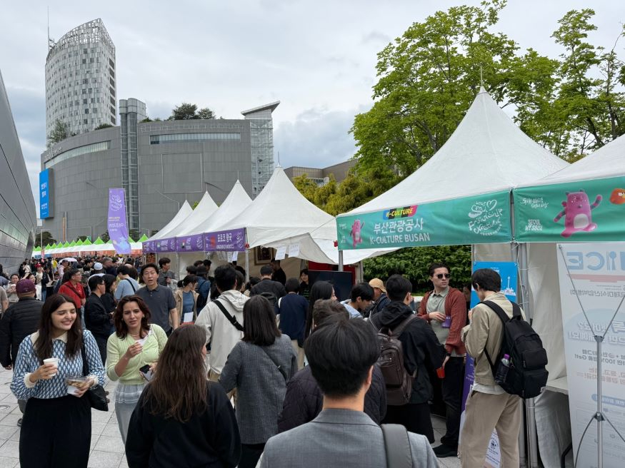 (부산관광공사) 05월 26일자 보도자료_서울세계도시문화축제_0525촬영_동대문디자인플라자 (2).jpg