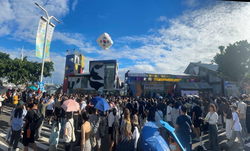 [한국관광공사] 2025 가오슝 로드쇼(야외전경) (1).jpg