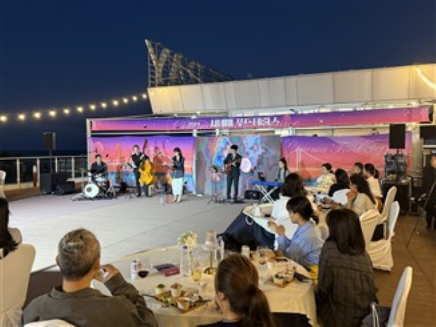 (부산관광공사) 11월21일 보도자료 사진_2023 시네마 푸드테라스 현장_용호만 유람선 터미널 1.png