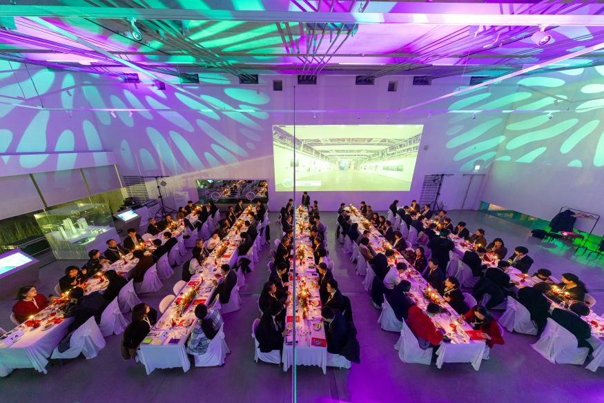 (부산관광공사) 11월 28일 보도자료_  2025 부산 커넥티드_와이어뮤지엄 만찬장 전경 (1).jpg